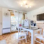 Apartamento Les Regatiers By Interhome Hyères